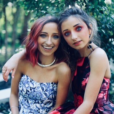Brooklyn and Bailey - YouTube Ensemble - The Shorty Awards